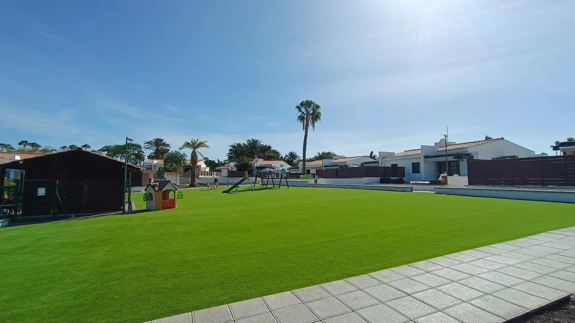 Sunny Bungalow With Garden #1 Maspalomas  Spanien